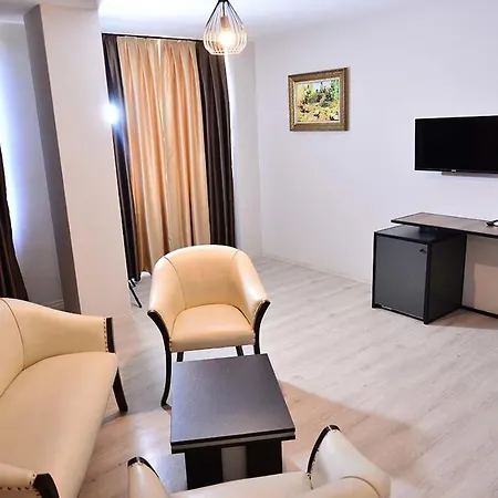 Privado Hotel 3*