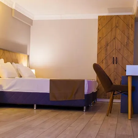 Privado Hotel 3*
