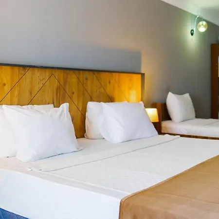 Privado Hotel 3*