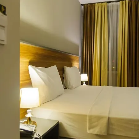 Privado Hotel 3*
