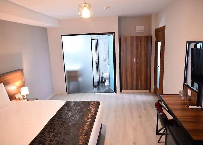 Privado 3* אנטליה