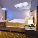 فندق Privado 3*