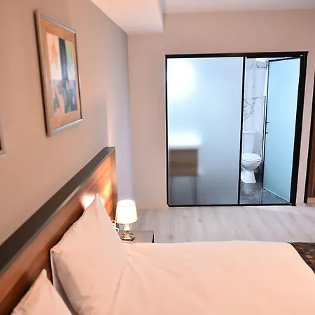 Privado Hotel 3*